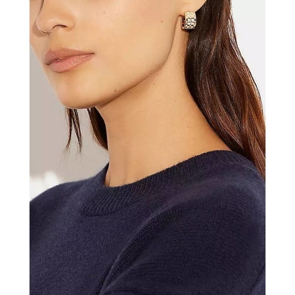 Coach Signature Enamel Huggie Cuff Pink Earrings - Picture 8 of 8